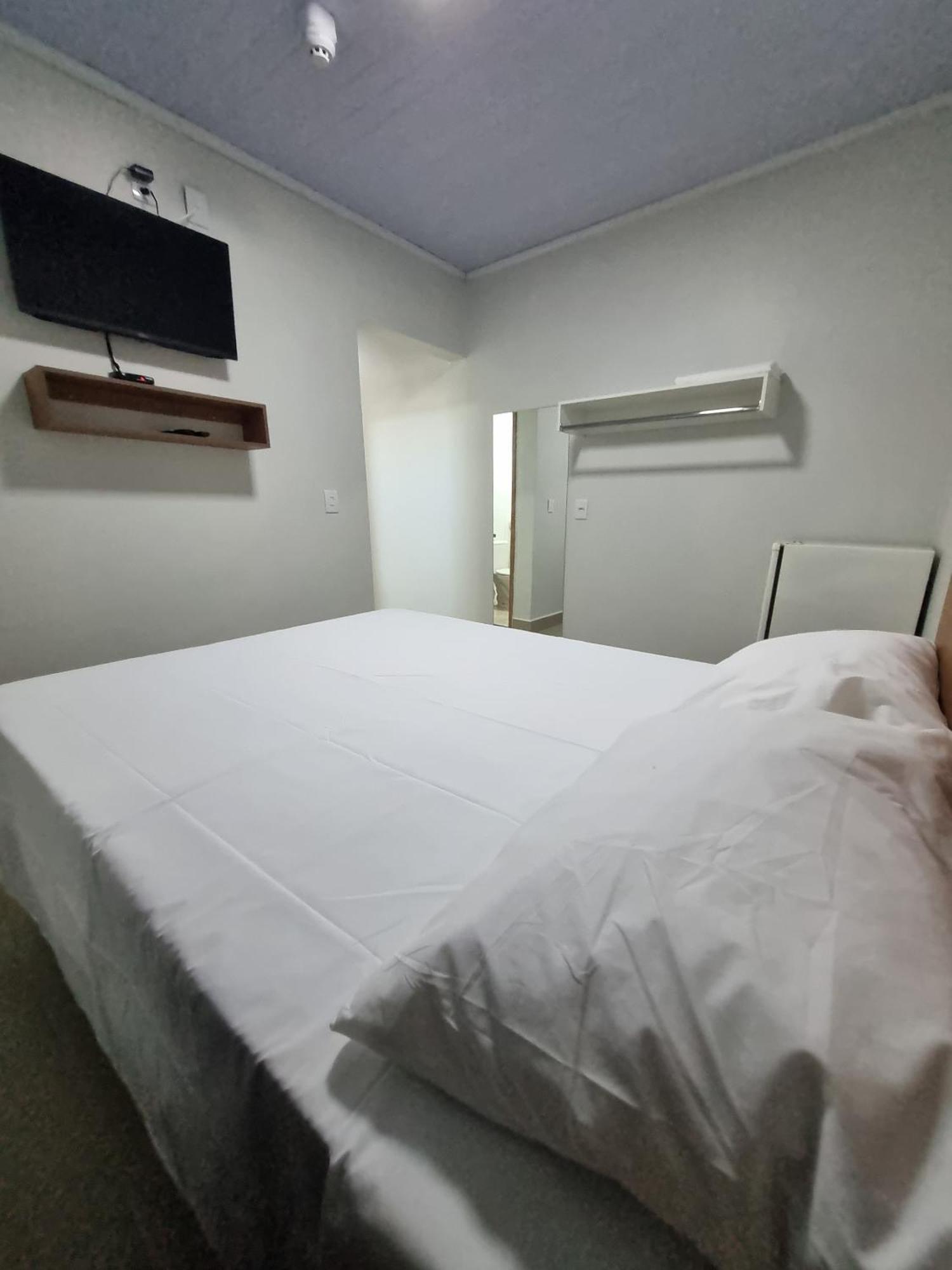 Aguas Lindas de Goias Executive Hotel Aguas Lindas Go מראה חיצוני תמונה
