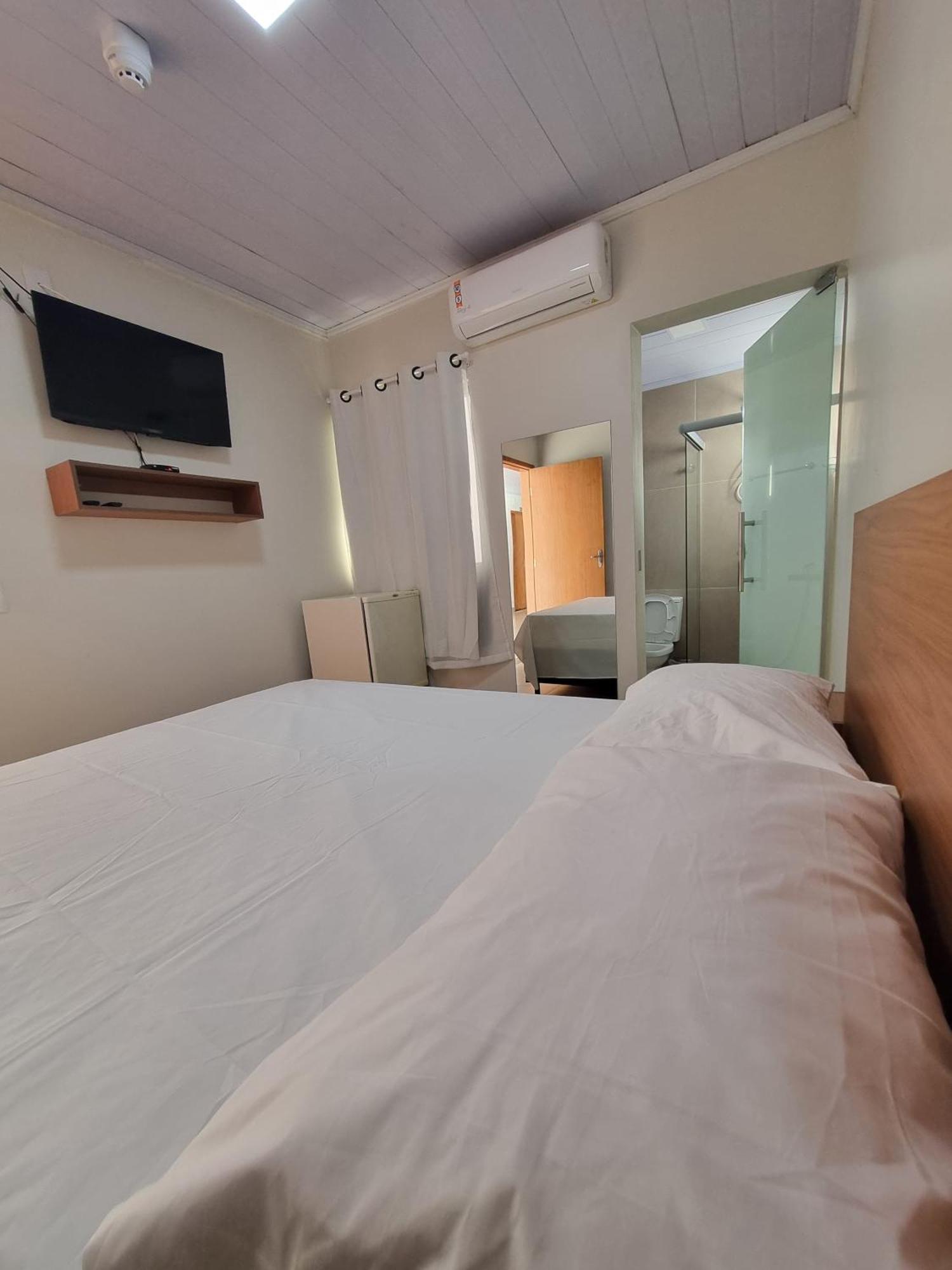 Aguas Lindas de Goias Executive Hotel Aguas Lindas Go מראה חיצוני תמונה